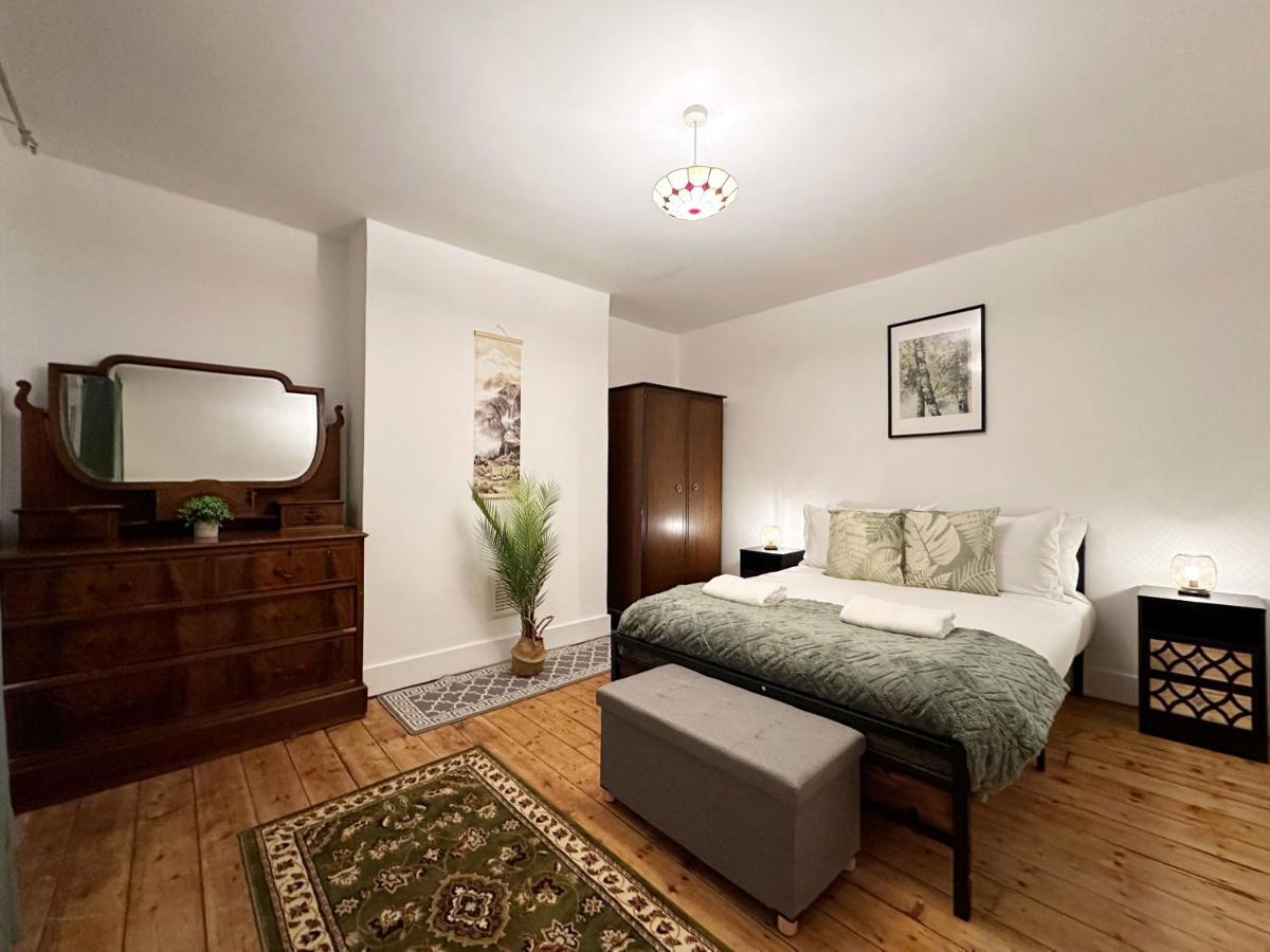 Hannah Place Near Finsbury Park - 4 Double Beds, Ideal For Families, Max 8 People Londres Exterior foto
