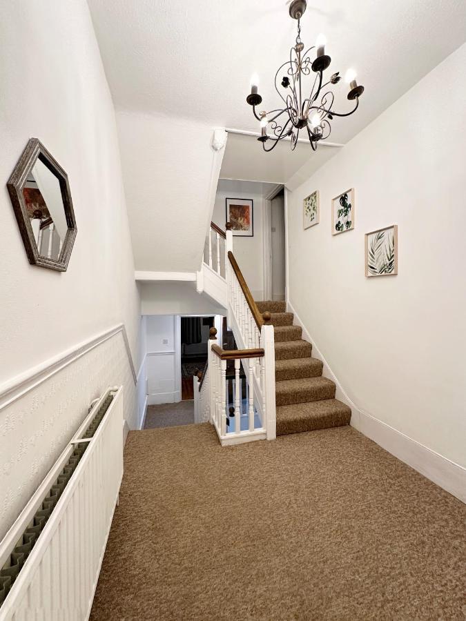 Hannah Place Near Finsbury Park - 4 Double Beds, Ideal For Families, Max 8 People Londres Exterior foto